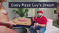 BANGBROS - Peter Green entrega pizza com salsicha extra para loira Macy Meadows