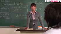 Учительница из Токио трахается в классе, японский фильм без цензуры