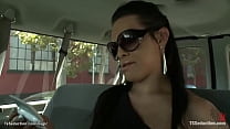Shemale sucks cock to taxi driver
