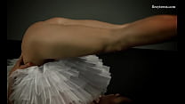 Petino Gore super sensual nude gymnastics