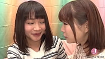 ¡La recogida de lesbianas amateur 113 de la directora Haruna, Ayane Ryokawa, hace su primera aparición en Navi! ¡Las dos chicas, elegidas por separado, se encuentran por primera vez! ¡Es un trío lésbico, y es una exp