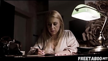 Une psychologue réalise son plus grand fantasme sexuel ANAL - Film complet sur FreeTaboo.Net