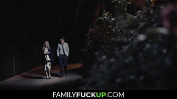 FamilyFuckUP.com - Le petit-fils baise mieux avec sa grand-mère beauté, Hartley, Justin Hunt
