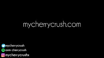 Cherry Crush - Adoración de culo sexy aceitada y de cerca - Tease y Butt Plug