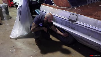 Mechanic Atlas Grant pounds hot Latino Tim Drake's ass