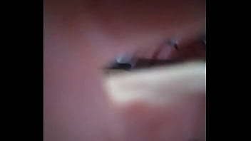 Мотобой дурачился и пришел ко мне домой, чтобы кончить мне в рот!