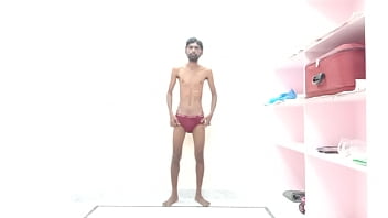 Rajesh masturbiert den Schwanz, zeigt Arsch, Hintern, Spanking, Ohrfeigen, Stöhngeräusche und spritzt in das Glas