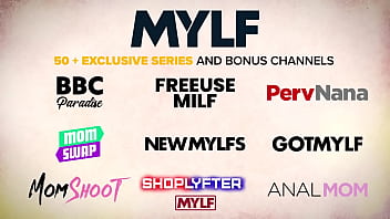 Mylf Selects - Este mês para a compilação das Milfs peitudas mais sedutoras e energéticas