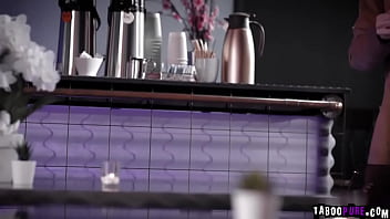 taboopure.com-Кэндис Дэйр и Эвелин Клэр в горячей лесбийской сцене, которая сделает тебя такой мокрой и кончит дважды