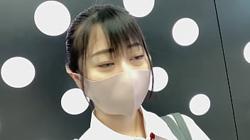 ハメ撮り 小柄でかわいい優等生のJKとハメ撮りセックス。美乳美尻のカラダがエロい。手マンで潮吹きしまくり。 ミニマムボディに種付けプレス。バックで生ハメセックス。