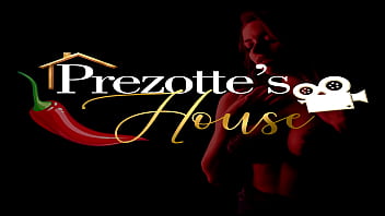 Come and see the delicious, Sabrina Prezotte visits a Swing House in Rio de Janeiro-RJ and there she meets Casal Sapeca Rj making the night catch on fire. Prezotte's House
