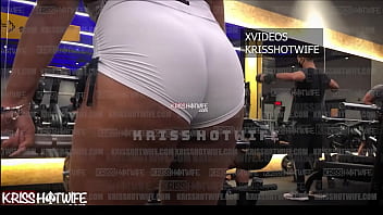 Hotwife Kriss Hotwife In Leggings Showing Her Hot Ass At The Gym