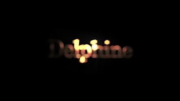 Delphine - Chaton léchant Faris - Violet Myers - EP2