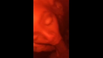 Я пошел в поход со своей лучшей подругой и ее парнем, мы выскользнули и трахались возле ее палатки!