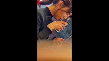 [포니테일과 아름다운 네크라인과 다리를 가진 여성] 기차를 탈 때 치마 속을 살짝 들여다본다. 그녀는 엉덩이에 사정했다.... 섹스섹스/  NTR, 타우렌손 구멍오르가슴 분출커스텀러브 호텔꽃 마음뱃사공뿌려질내 사정갑자기 외치다