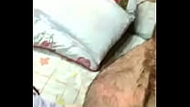 19-ЛЕТНЯЯ НОВАЯ ДЕВУШКА ПРОСИТ КОРОНУ НАПОЛНИТЬ ЕЕ ГОРЯЧИМ МОЛОЧКОМ, ПОКА ТО ТЕЧИТ РЯДОМ С ЕЕ ПЛОТЬЮ И СОЧНОЙ КИСКОЙ