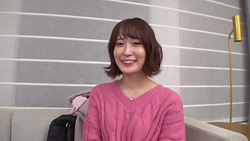 [아마추어 포르노] 마스크 좀 벗어주시겠어요? 청순한 얼굴과 청순한 외모에 하얀 피부가 아름다운 소녀! 전문 고양이가 더블 사정을 얻습니다!