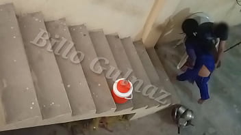 Индианка Devar попробует анальный секс со своей настоящей Bhabi. Запись со скрытой камеры стала вирусной