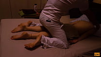 Die sinnliche Nuru-Thai-Massage endet mit hartem Sex, Orgasmus und Abspritzen -Unlimited Orgasm
