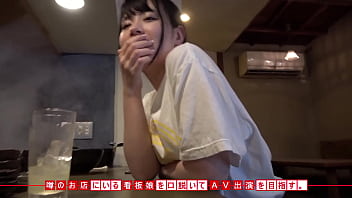 https://bit.ly/41fdAnd 술을 좋아하는 미인 여대생! 그녀는 진정으로 "필견"인 놀랍도록 거친 장면에 몇 번이고 몇 번이고 등장합니다!