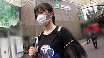 https://bit.ly/3UvimcX 짠내부터 촉촉, 젖은 섹스까지! 검은 머리의 날씬한 미녀 노아. 21세, 자동차 액세서리 가게의 판매원. 노아는 카우걸 체위의 강렬한 피스톤을 느끼며 자신의 엉덩이를 흔드는 매우 음란한 소녀입니다.
