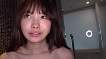 이것은 오쟁이 진 남편 커플입니다! 그녀는 너무 귀엽고 섹시해서 낯선 사람이 그녀의 남자 친구 앞에서 그녀를 따먹었습니다. 그녀는 남자 친구보다 더 강한 성욕을 가지고 있습니다. 2 부