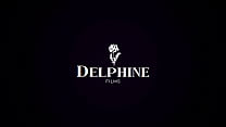Delphine Films - La giovane donna arrapata Kenna James si scopa il fidanzato