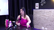 You can masturbate every day and everything is fine, but what makes excesses worrying are... - Thais Plaza Sexologist (SHEER/RED)