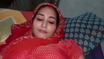 En Raksha Bandhan, el cuñado encontró sola a la hermanastra de su esposa y se la folló. El mejor vídeo porno de la india Bhabhi. Video De Sexo De Lalita Bhabhi
