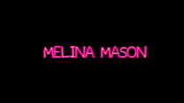 Melina Mason adora levar uma explosão