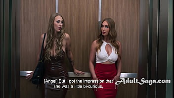 Collegamento lesbico in ascensore - Skylar Snow, Angel Youngs