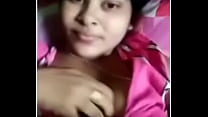 Bhabi showing nipples