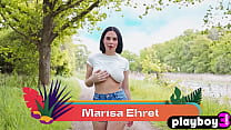 Молодая женщина с натуральными формами Мариса Эрет потрясающая, и ей понравилось жаркое позирование
