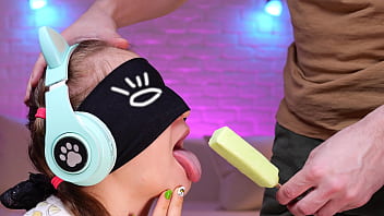 Я СМЕЛАЯ! ДРУГ ОБМАНУЛ МЕНЯ МОРОЖЕНЫМ, Я НЕ РАСПАДАЛА! ИГРА ВКУСА ПОШЛА НЕ ПО ПЛАНУ)