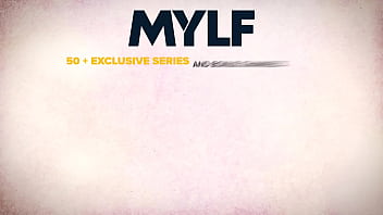 Follando a la madrastra por la mañana - MYLF Classics