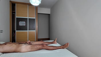 I Jerk off in Front of the Cleaning Lady at the Hotel