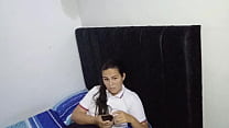 Я НАКАЗЫВАЮ СВОЮ ПАДЧЕРИ ЗА НЕ ДЕЛАЮЩУЮ ДОМАШНЮЮ РАБОТУ, И В КОНЕЧНОМ СКАЧАЮСЬ НА СВОЕМ ЧЛЕНЕ ПОСЛЕ ПРОГЛАТАНИЯ МОЙ ЧЛЕН, ЯИЦ И ВСЕГО