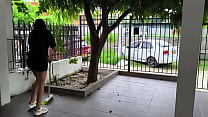 Моя мачеха наклоняется и я засовываю язык ей в задницу, она сексуальна, но агрессивна, она садится мне на лицо - Елена Круз