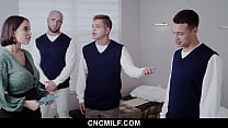 Горячая MILF предлагает мальчикам из приюта использовать ее по полной программе - Cncmilf