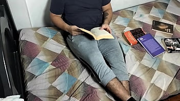 I SUCK MY STEPMOTHER'S ASS AND SHE LET ME FILL HER PUSSY WITH CUM