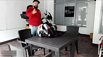 Я трахаю свою свекровь в разных частях нашего города, потому что моя девушка не поддержала меня на свидании - ЧАСТЬ 1 - Порно на испанском языке