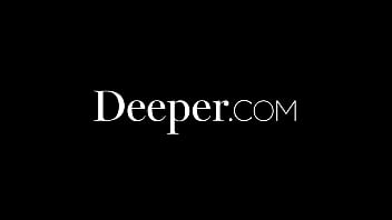 Глубже. Потрясающая таинственная женщина Фрея Паркер всю ночь скачет на члене молодого клерка мотеля