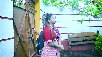 Tharki Burha Rough Hardcore Fuck with Virgin Girl When She Was Alone at home full movie