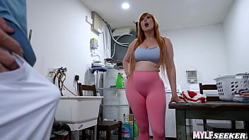 Lauren Phillips The Perfect Redhead With The Biggest Tits & Ass
