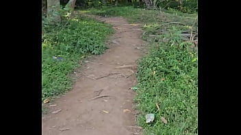 Отдал его большому парню на тропе, когда появились еще двое. В итоге я получил молоко от всех. - Бесплатно