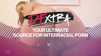 «Это звучит ИНТЕНСИВНО» — Tinyspinner Latina 1-й раз DP