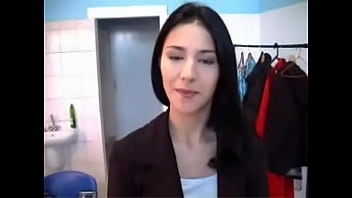 Кто-нибудь знает, как ее зовут или есть это видео с большой продолжительностью ??