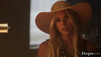 Più in profondità. Kelsey Kane, femme fatale affamata di BBC, vuole essere dominata