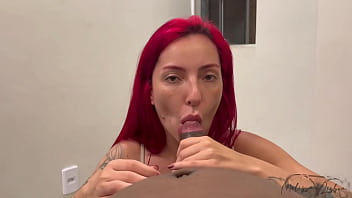 Cum in my pussy, love, MILF with a huge ass shaking her ass full of lust in shorts stuck in her ass.