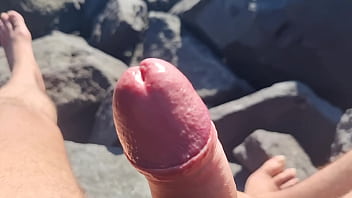 AMATEUR | PUBLIC - PUBLIC JERK OFF AND A COCK LOAD OF PISS (PUBLIC EXHIBITION)